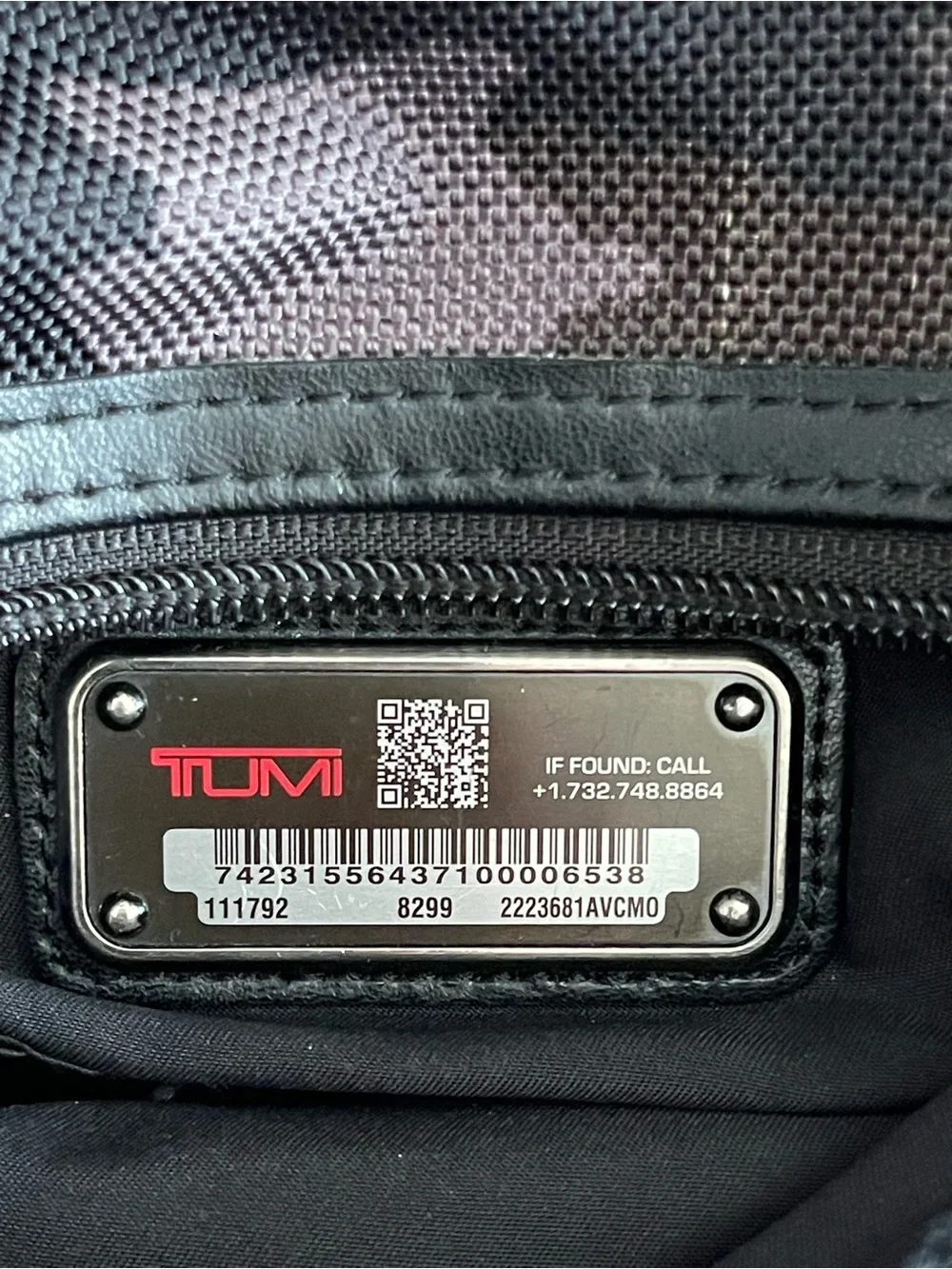 Tumi parrish laptop